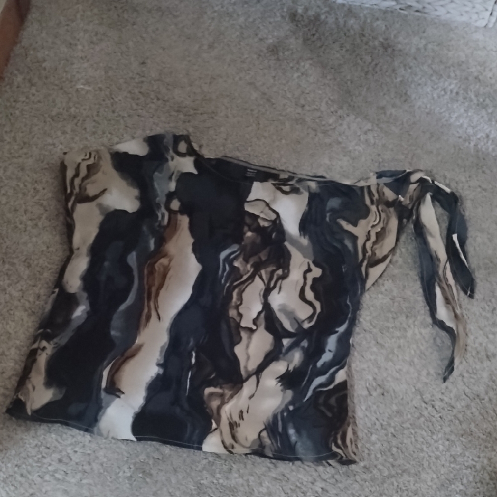 SHEIN Black and Cream Abstract Blouse